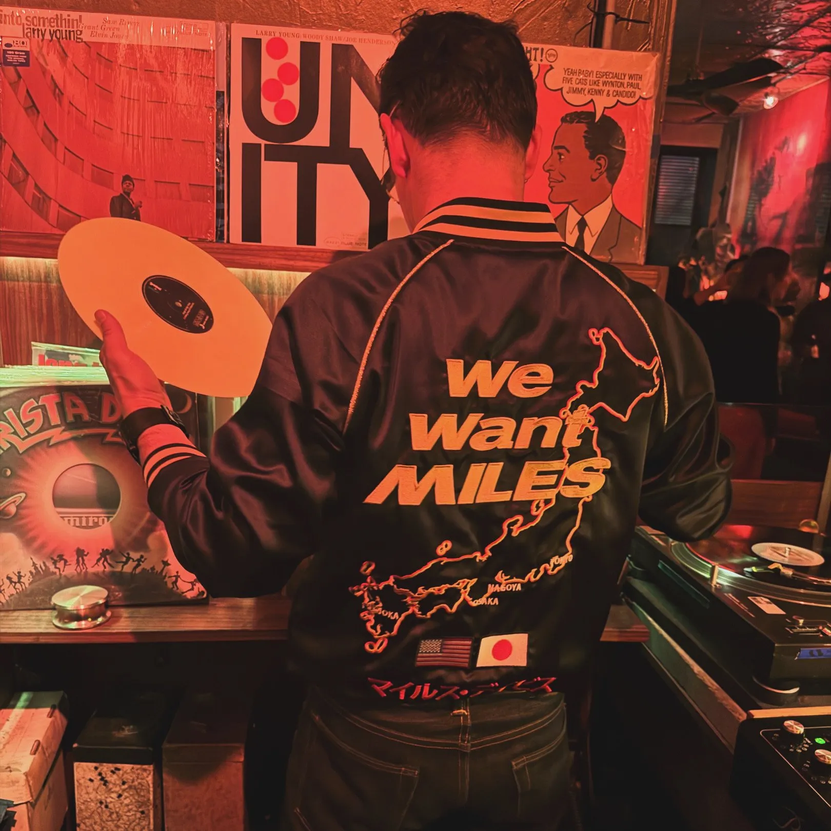 DJ Maurice Bernstein DJing — New York DJ, photo 1